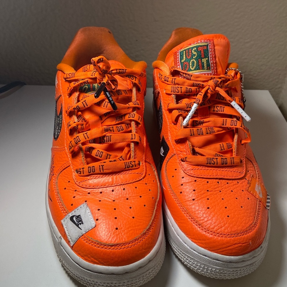 JUST DO IT(JDI) NIKE AIR FORCES ONES